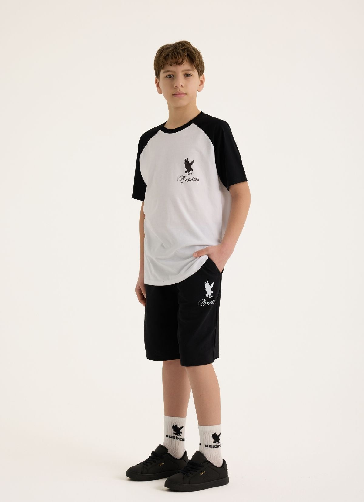 House of Clubs - Beşiktaş  Match Day Büyük Çocuk Takım