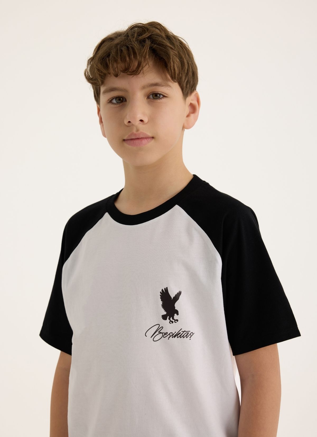 House of Clubs - Beşiktaş  Match Day Büyük Çocuk Takım