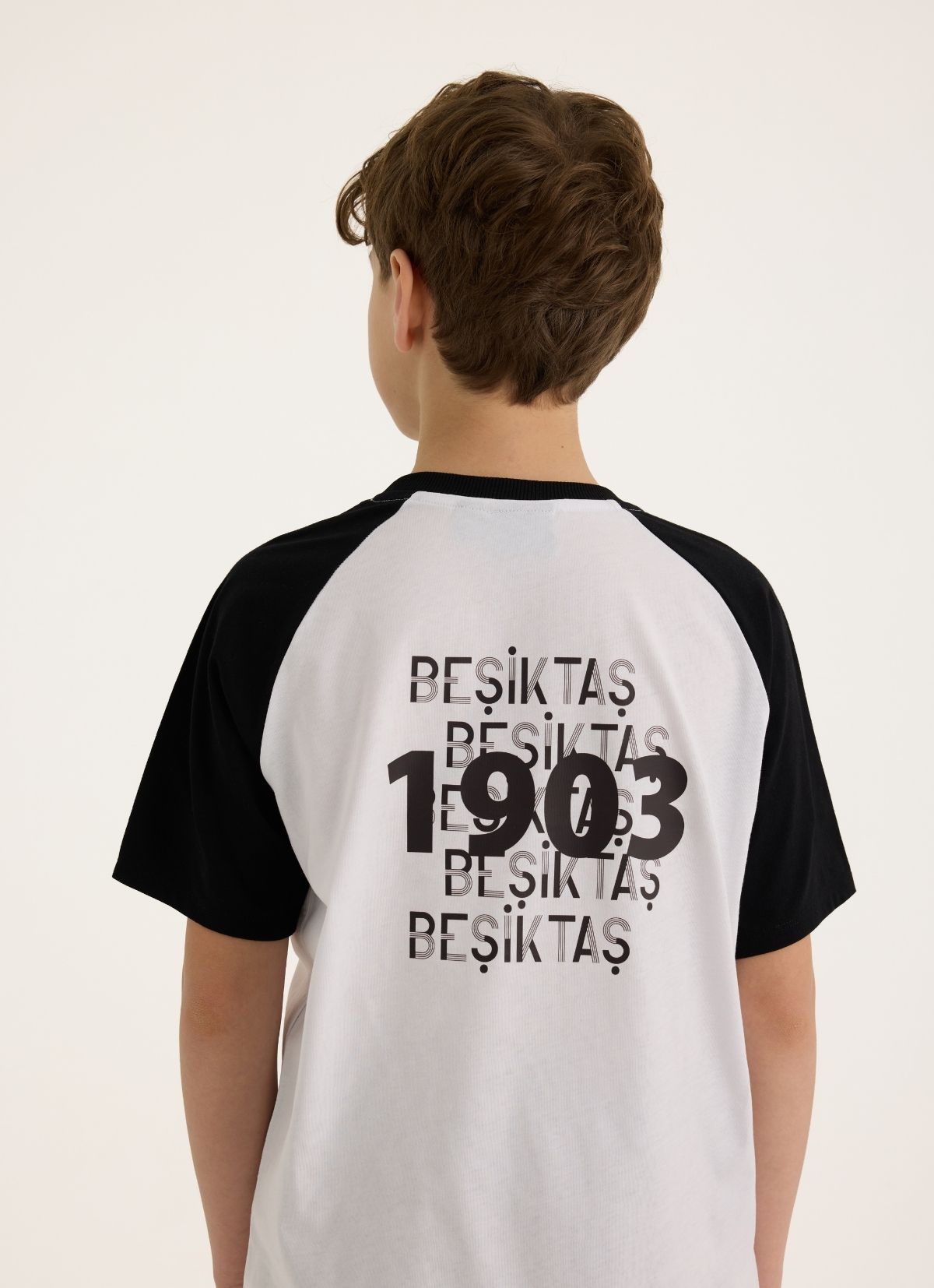 House of Clubs - Beşiktaş  Match Day Büyük Çocuk Takım